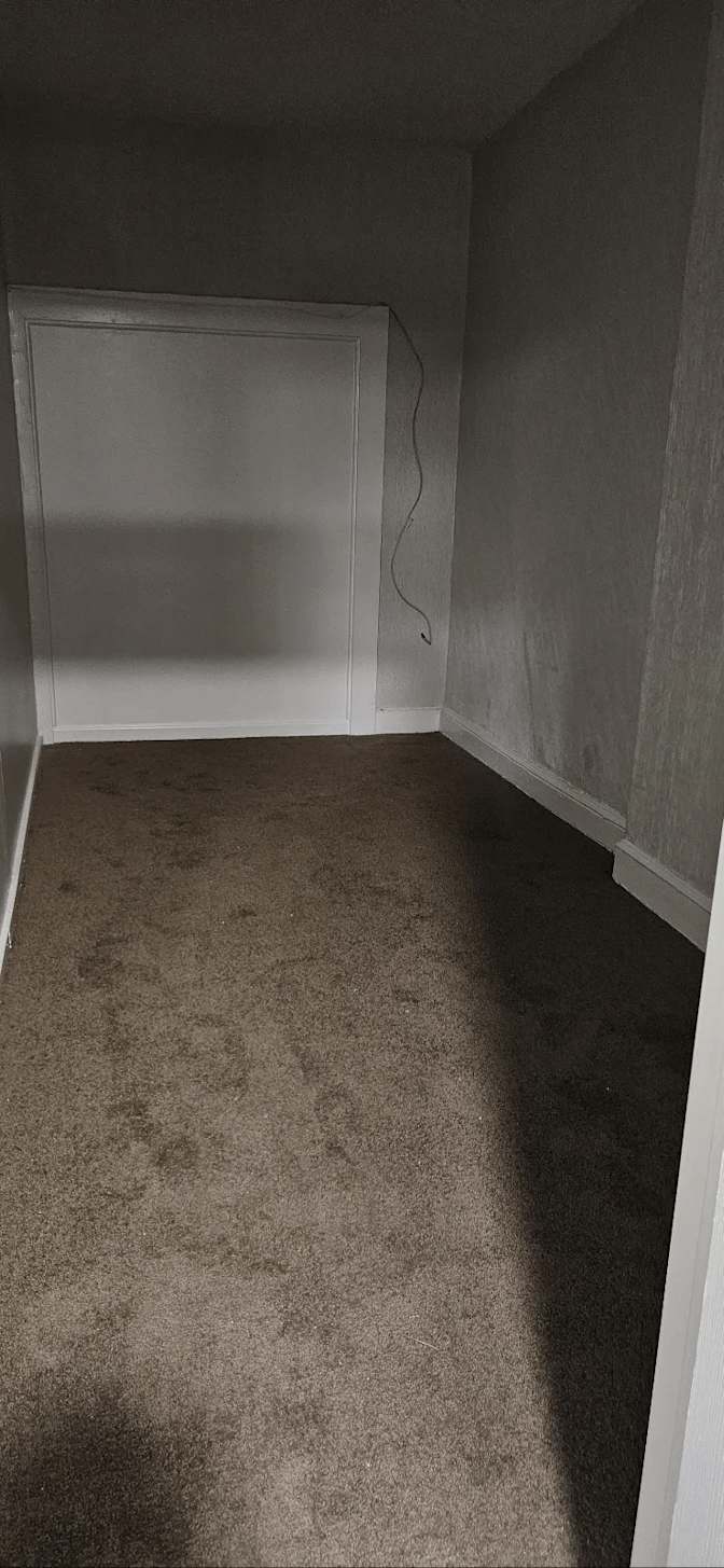 Suresh's room