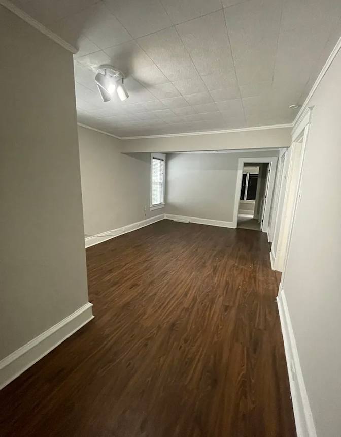 Nenetl's room