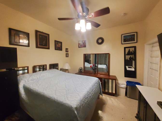 Jason Bryan, Realtor's room
