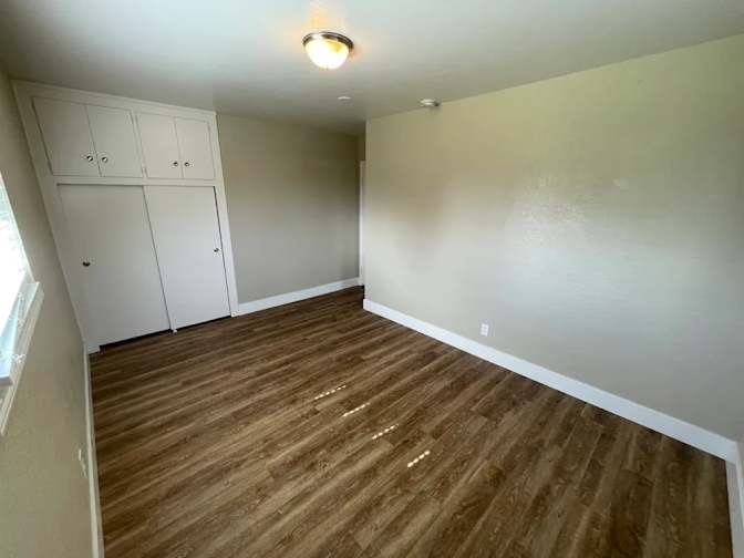 BILLY's room