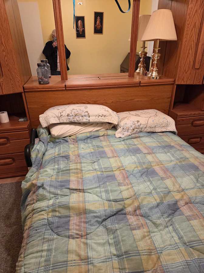 Sheila Knowles's room