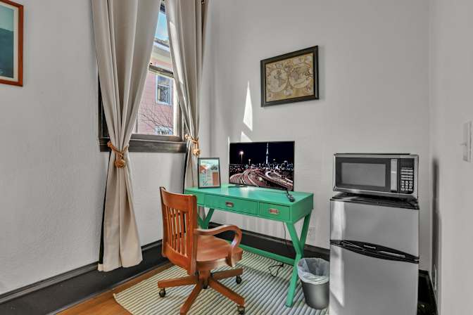 PadSplit's room