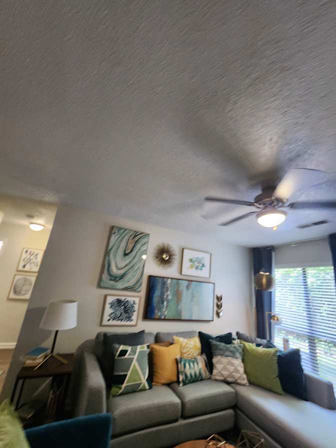 kelleen huamani's room