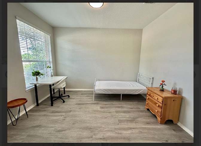 Anh's room