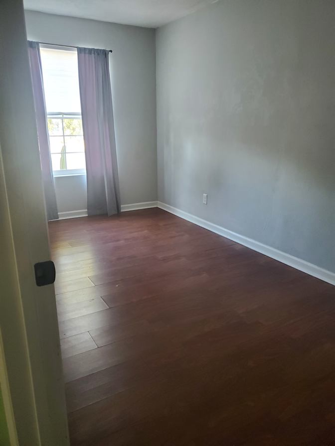 Ed Vivirito's room