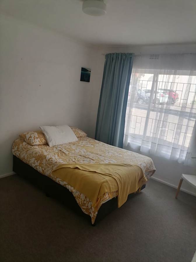 Jo's room