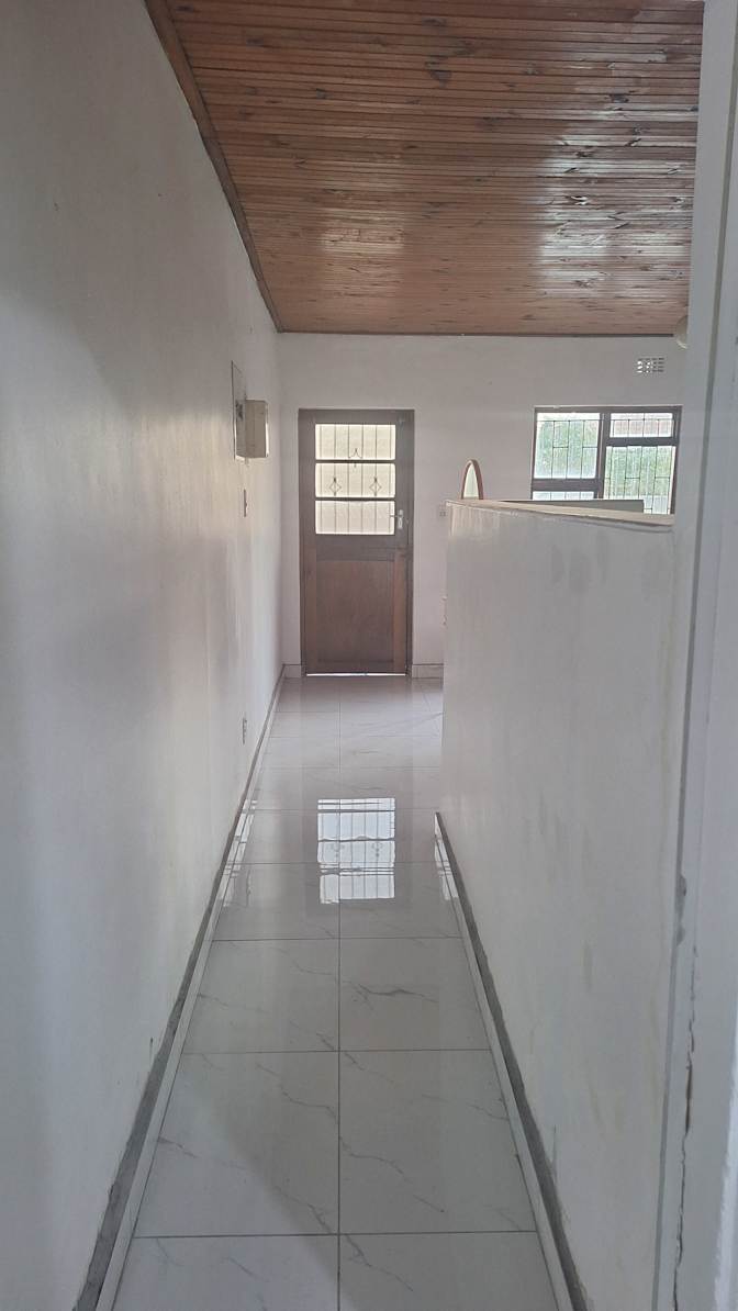 Busisiwe's room
