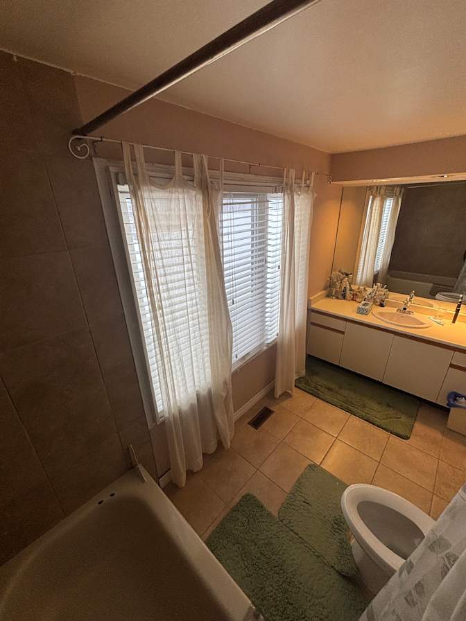 Jeffrey Resuento's room