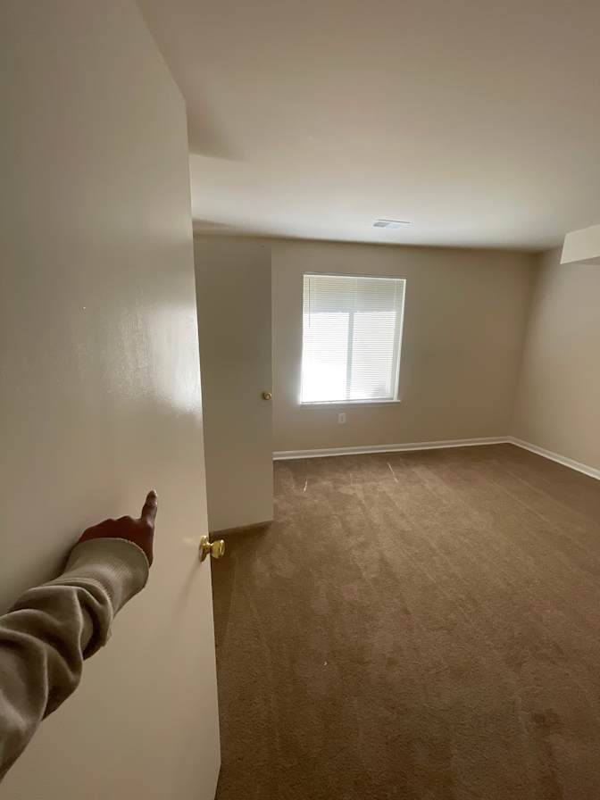 Loui's room