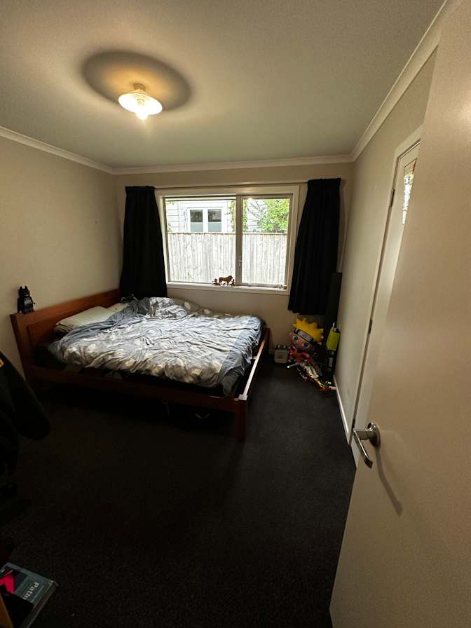 Leo's room