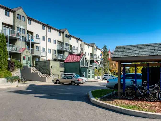 Meray Amin Philobbos's room