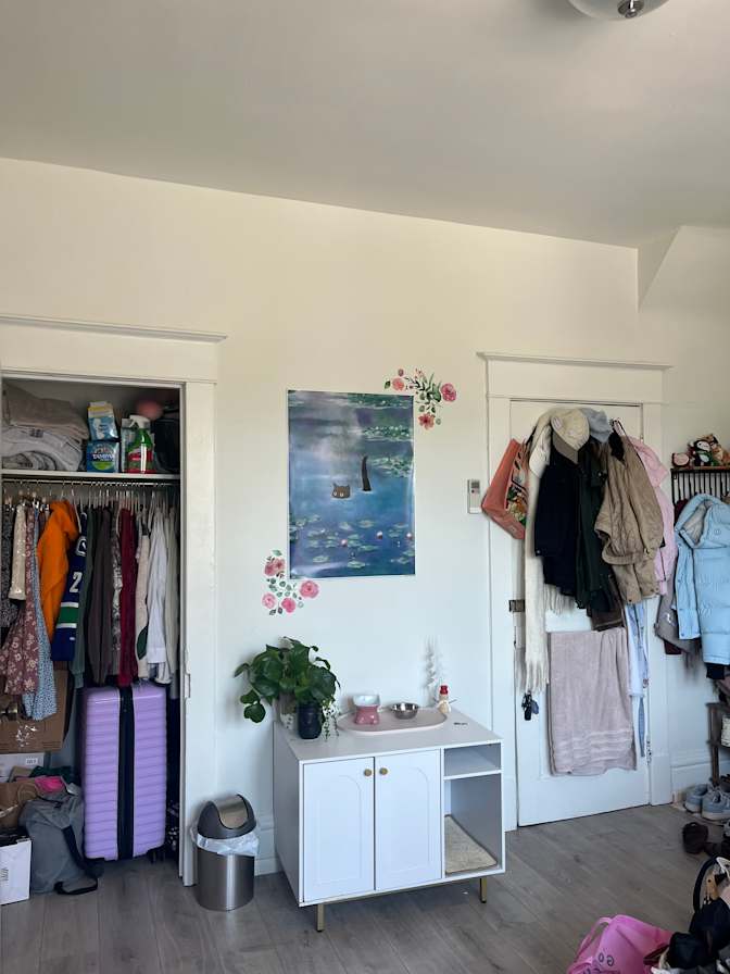 Chloe's room