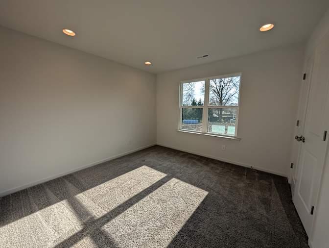 Alcove Rooms's room