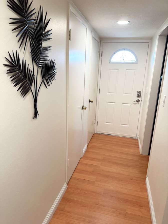 Khanh's room