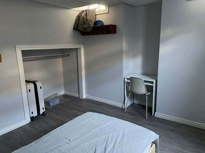 Sara's room