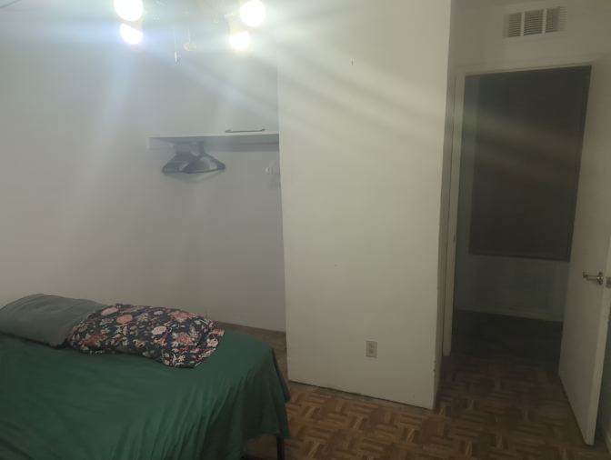 Kennith's room
