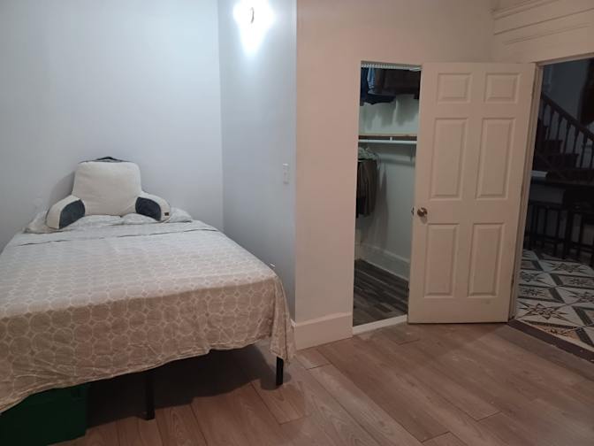 Ernesto's room