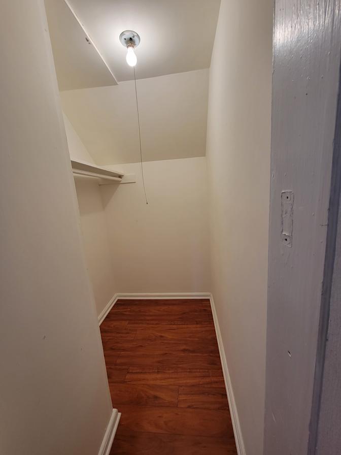Min's room