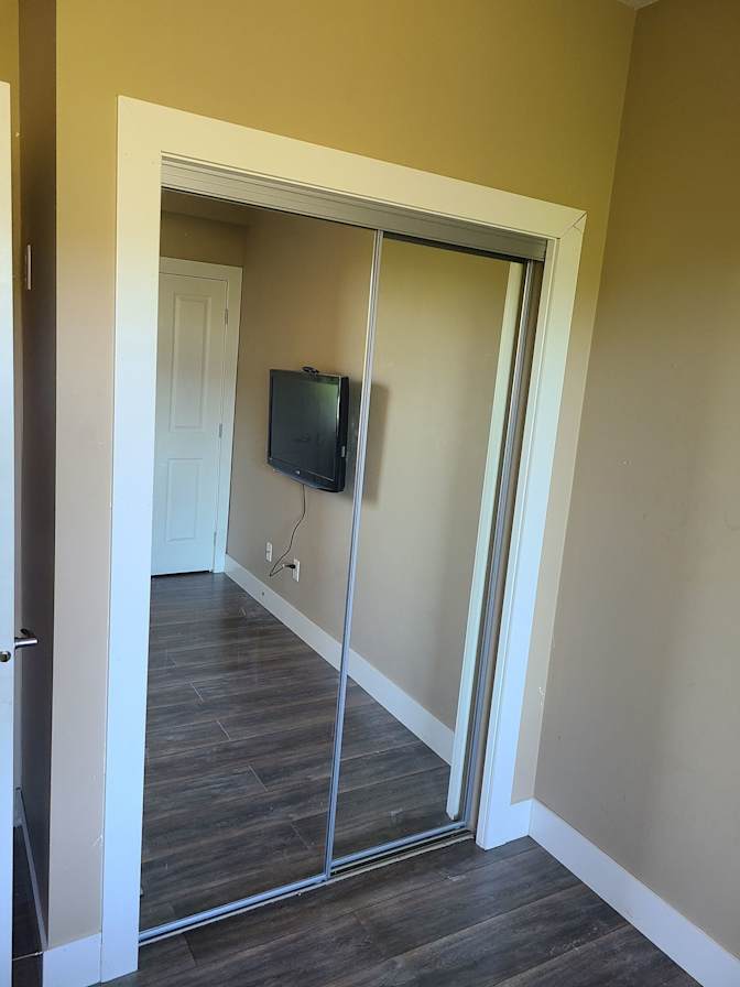 Curtis's room