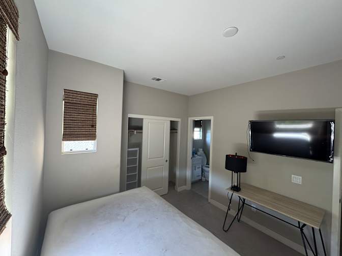 London's room
