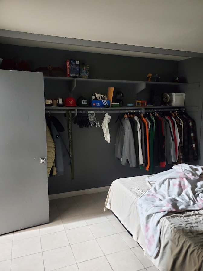 Jose's room