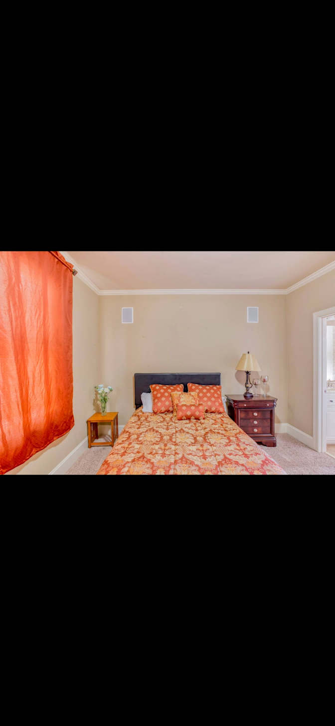 Ewen's room