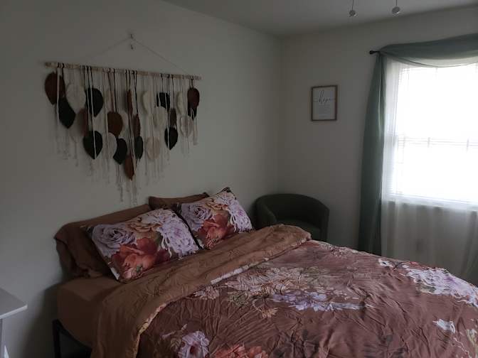 Carla's room