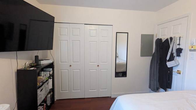 Meli's room