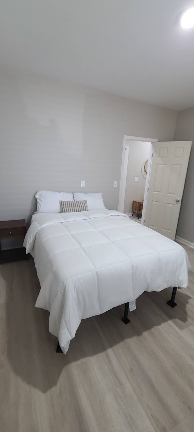 jamone's room