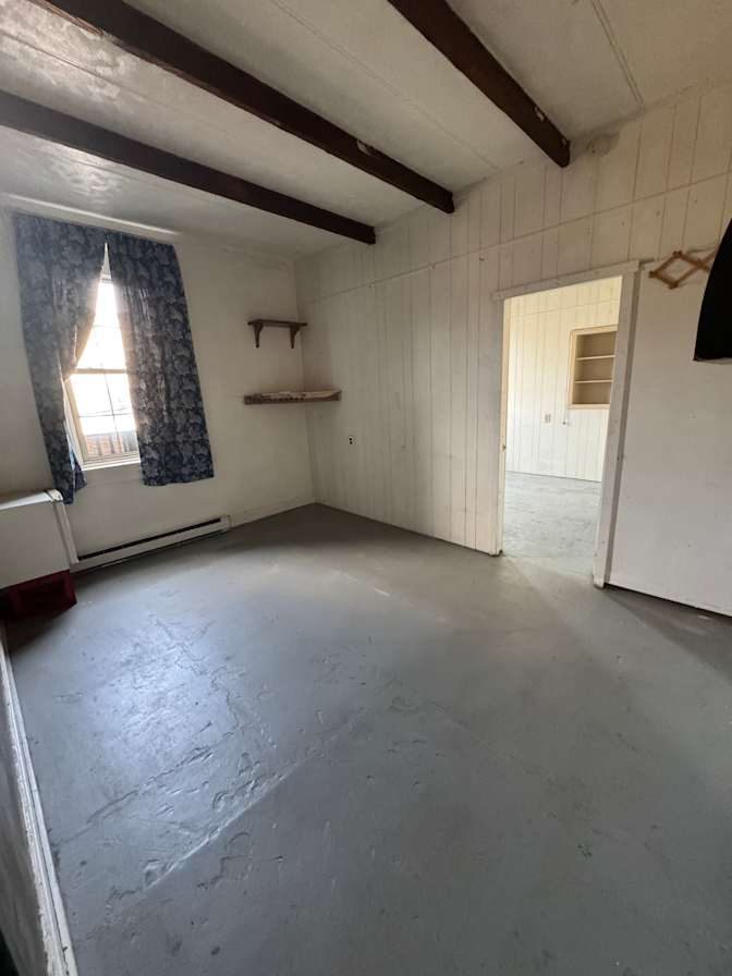 Jennifer's room