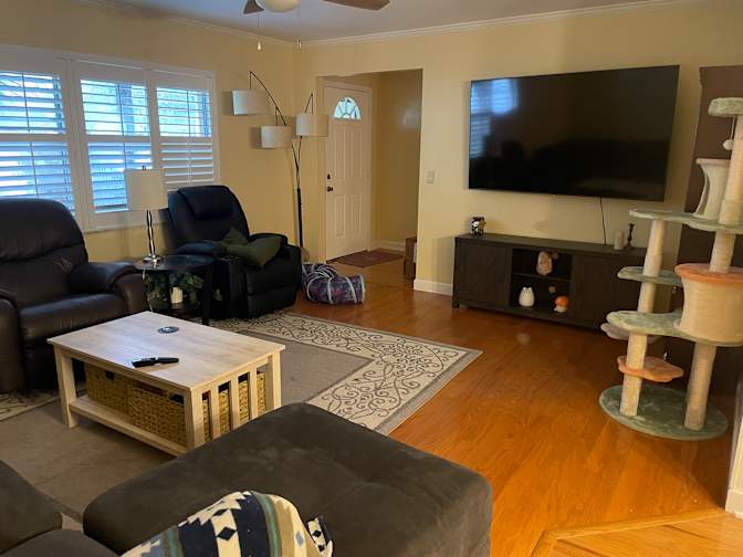 Allie's House's room