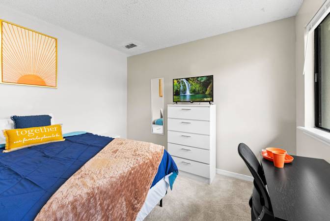 PadSplit's room