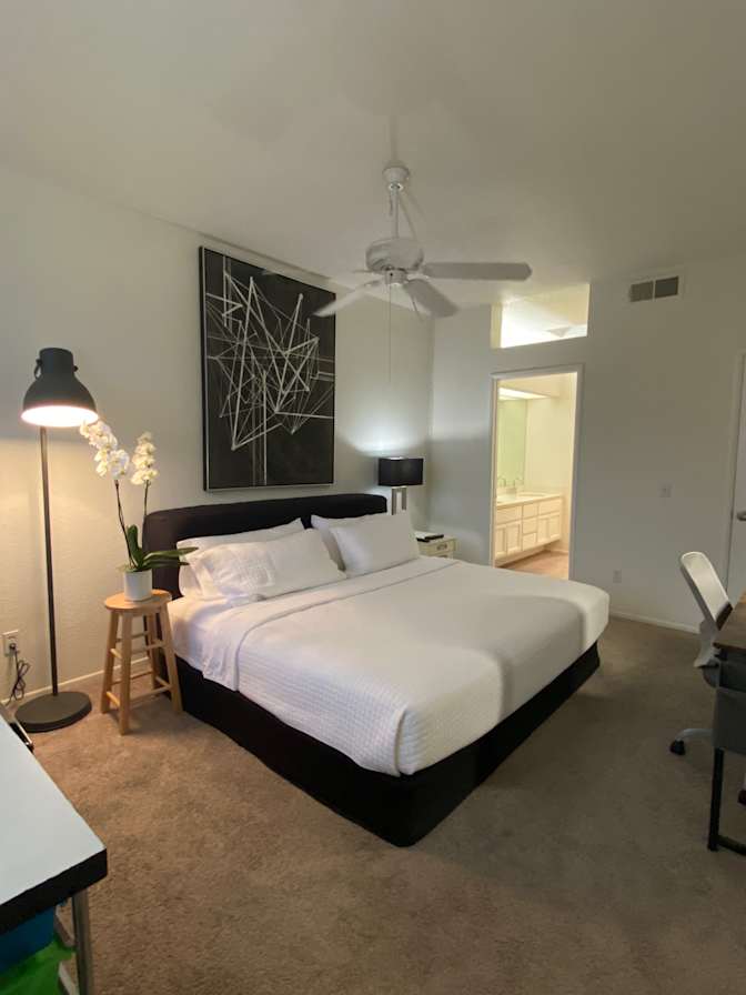 joey's room