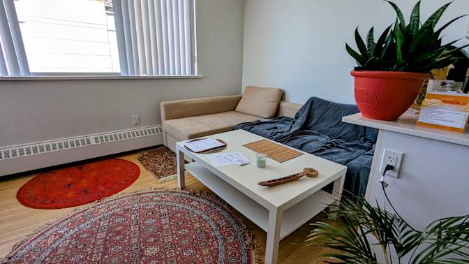 Reza's room