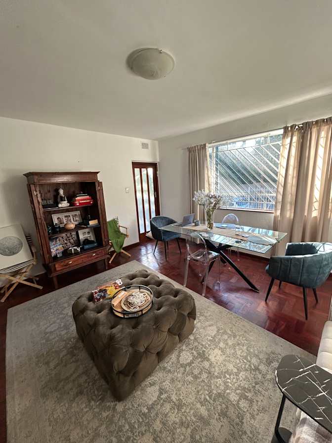 Vernon's room