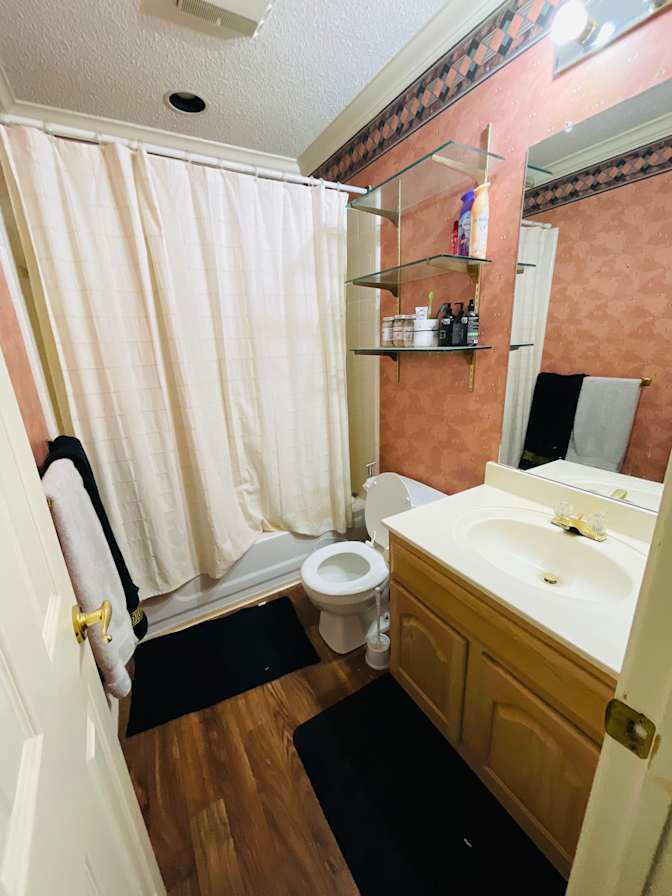 KHANH's room