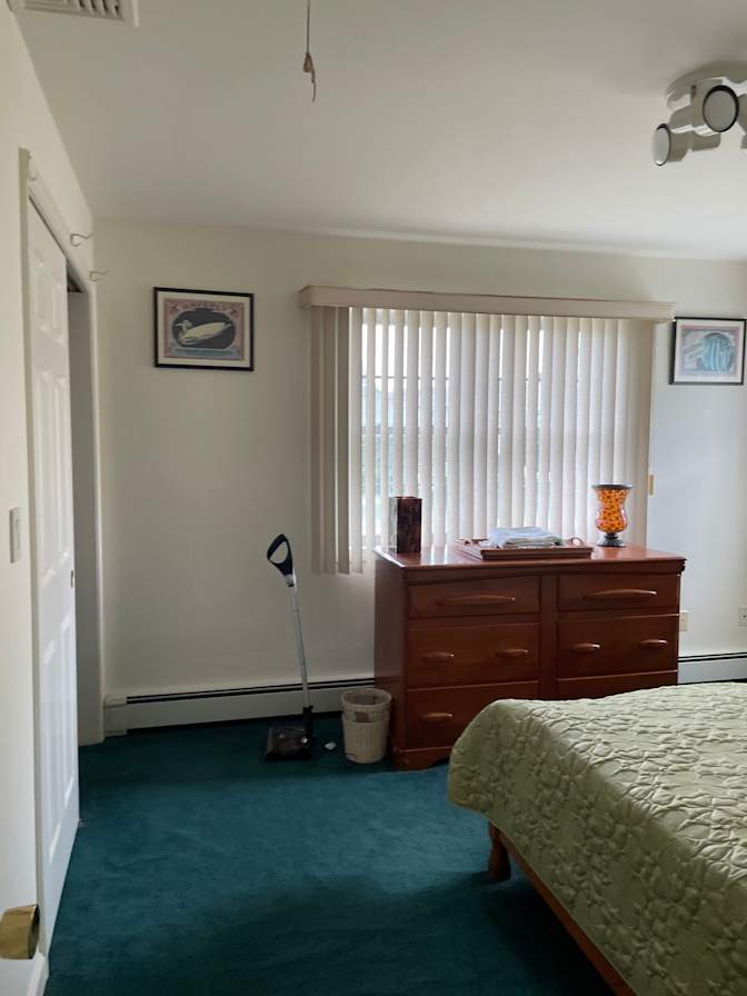 leonard's room