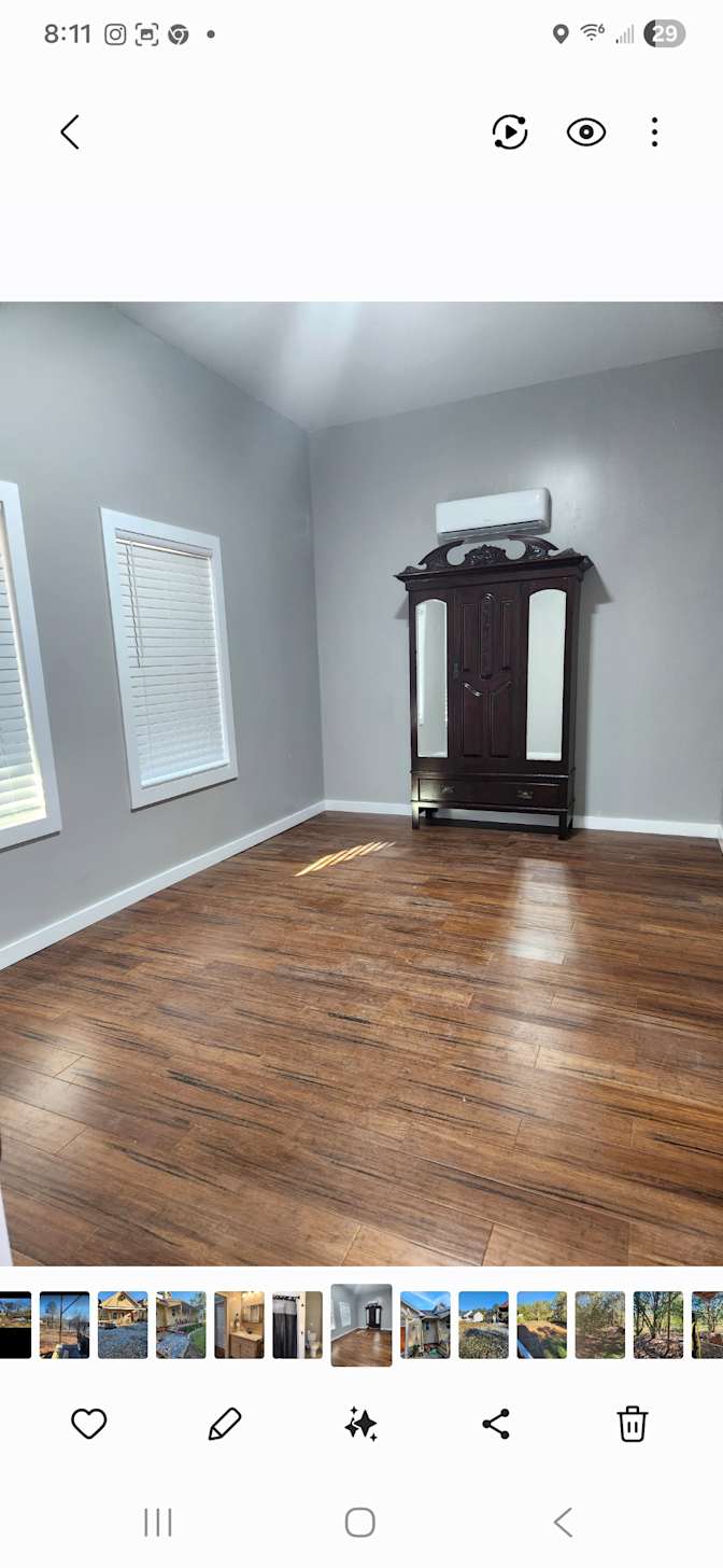Linda's room