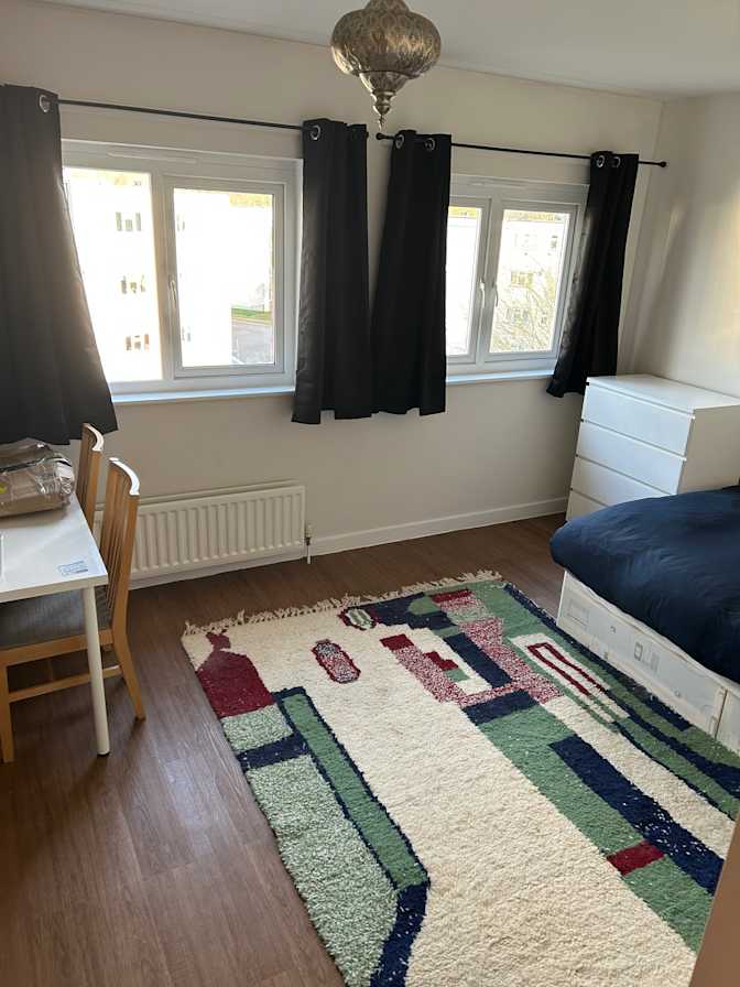 Jo's room