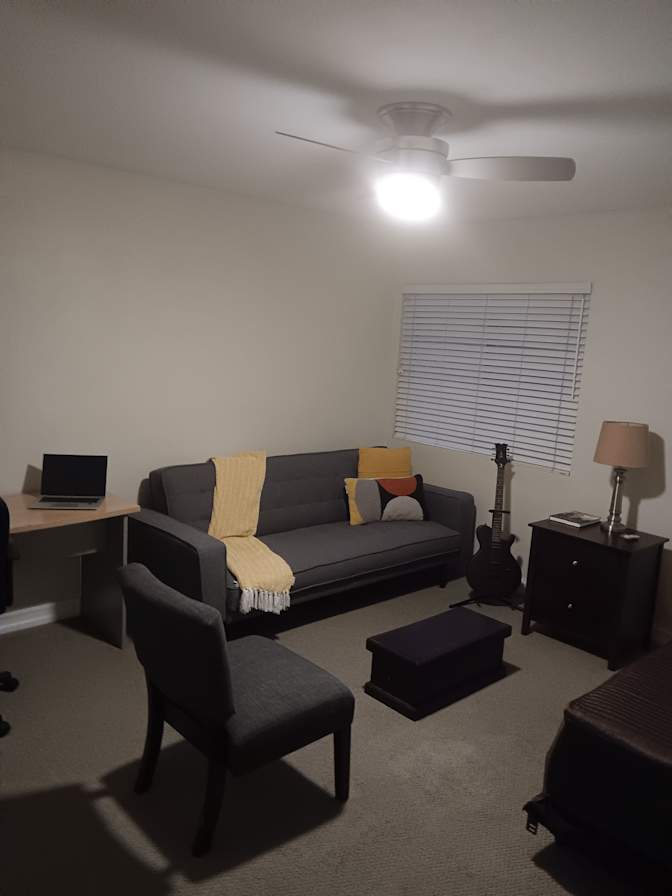 Dorian Logue's room
