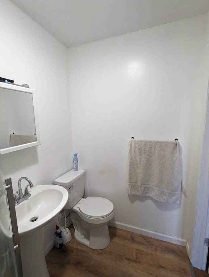 Jen's room