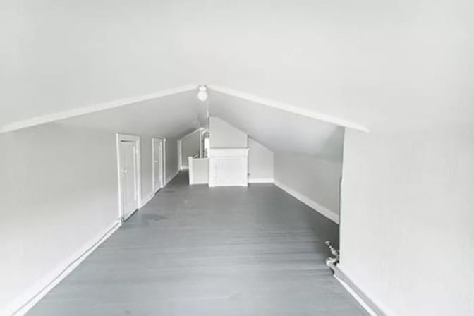Nina's room