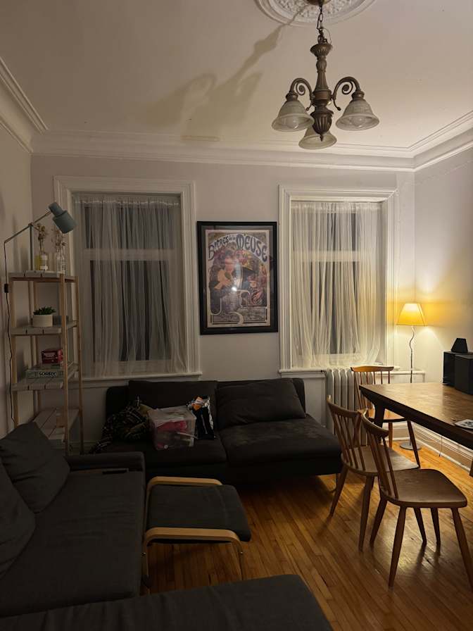 Sophie Liang's room