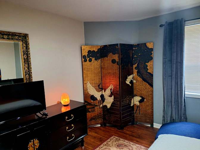 Lynette's room