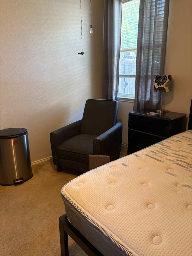 Anna Chenette's room