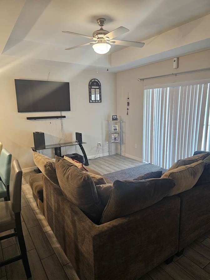 Delmar's room