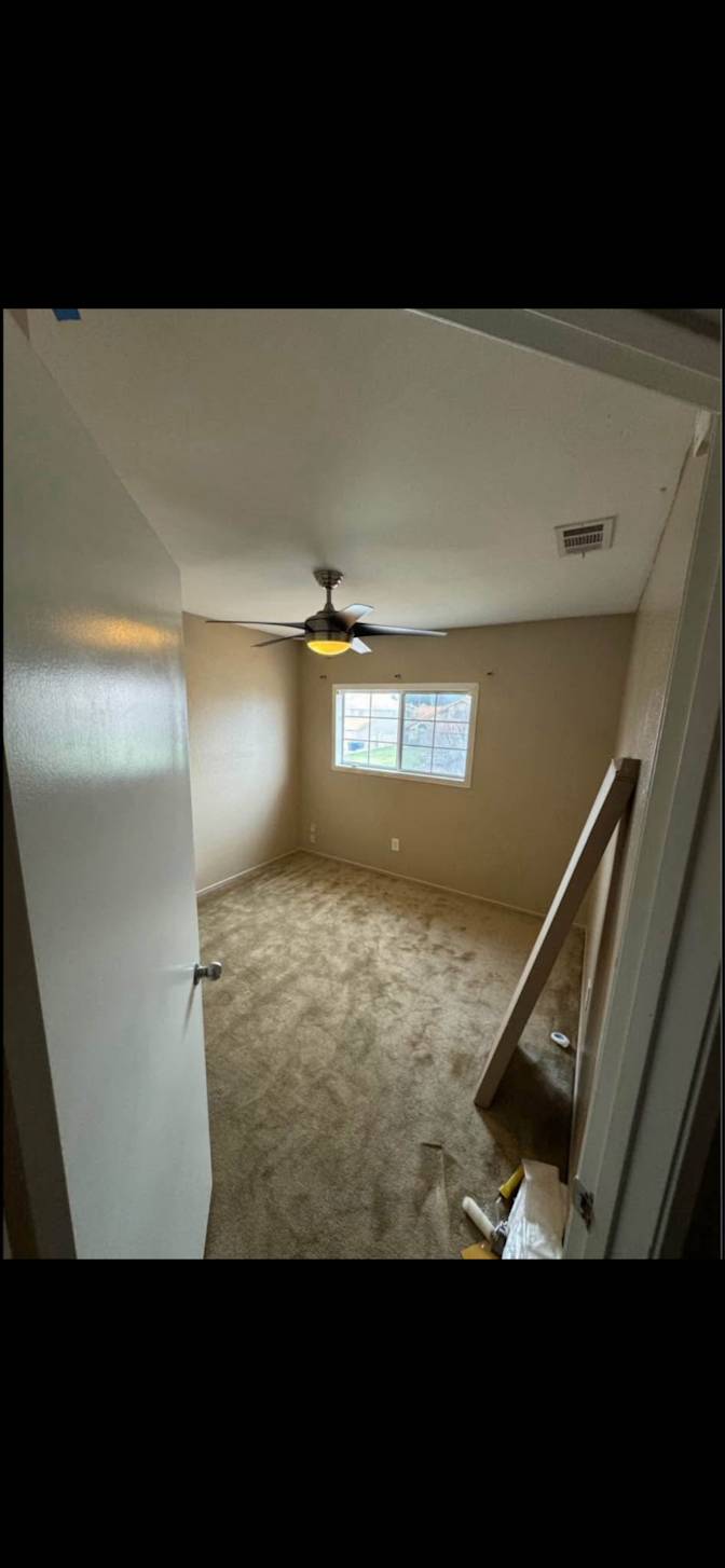 Fernando's room