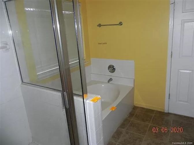 Alcove Rooms's room