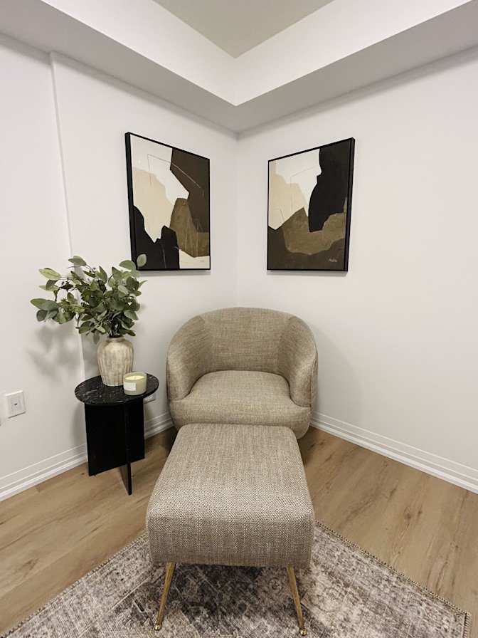 Jo's room