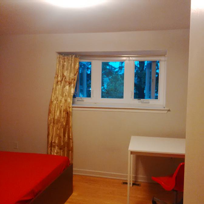 Linda's room